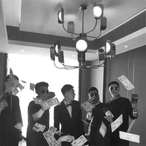 当年我铁骨峥嵘 (Remix)
