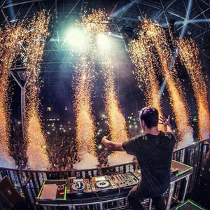 DJ Morena-Deep in Love Radio Edit (DJ|savior remix)