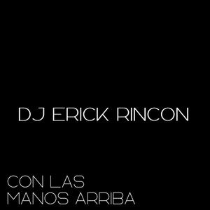 Con las manos arriba