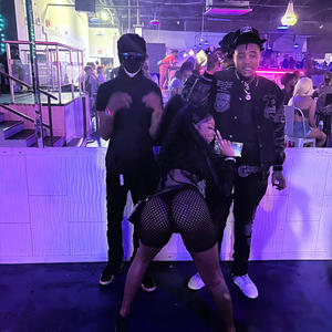 Road Beaters (feat. Quann2x) (Explicit)