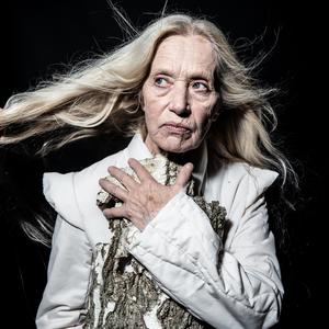 Vecajo kults - Kaulēšanās dziesma