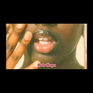 Hula Hoops (feat. Wrona) (Explicit)