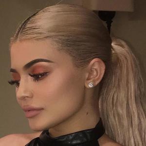 she a dime (Explicit)