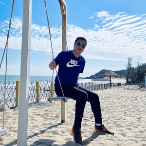 在鹭岛，这包容的城市里 (伴奏)