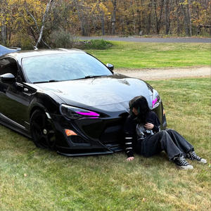 Kiss Me (feat. _.m4xx1n3._) (Explicit)