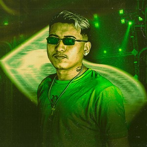 TRAJADO PINE CROSS (Explicit)