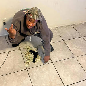 Snake hissin (Explicit)