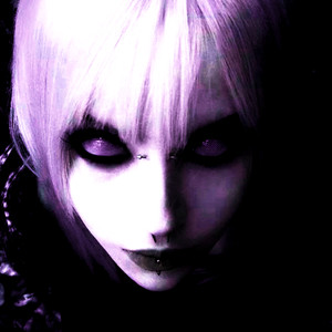 NIGHT KISS (Explicit)