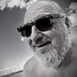 I just wanna make love to you (feat. Men-D) (EDM style trance/progressive house version)