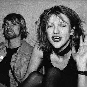 courtney love my idol and I'm off my ****ing meds (Explicit)