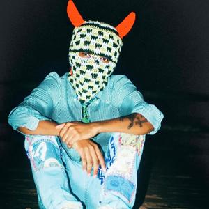 Ngwelezane2Chicago (feat. Riley wolf) (Explicit)