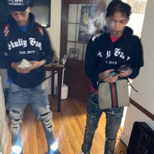 Skullygang flow (feat. SgJ5ive) (Explicit)