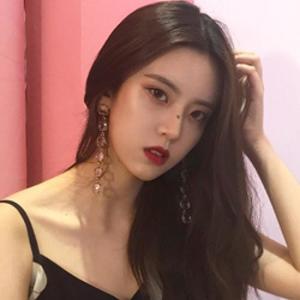 姜昕妤 - 你等我的路口我又站了多久 (女声版)