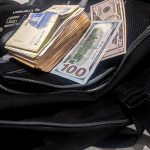 lezann - BILLETE$ (Explicit)