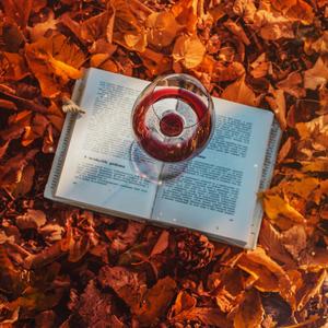 Velvet Silence After the Pour