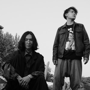 把地图背在身上