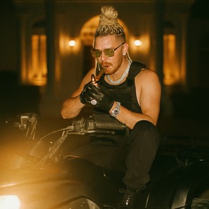 Haciendo Feria (Explicit)