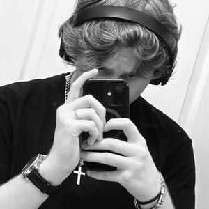 Suicidal (feat. lawstcoz & j sausage) (Deluxe)