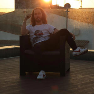 Hasta mi ventana (feat. Javier Declara)