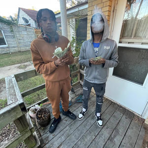 3.5 Out Da Pack (feat. 4D K2) (Explicit)