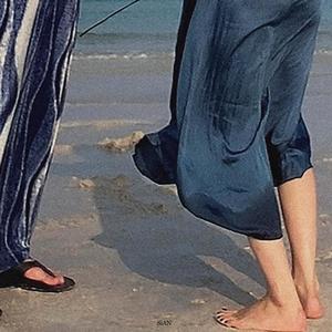 Colored in BLUE (물감)