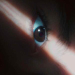 dolleyes (feat. irisgardnn)