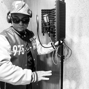 SE ME FUE LA LUZ -MANI-DJ GENIAL (Explicit)