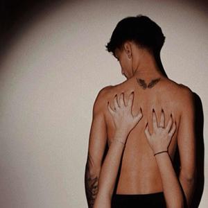 Game (feat. Vaskiiito)