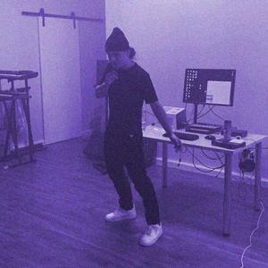 UBER (feat. młodyba) (Explicit)