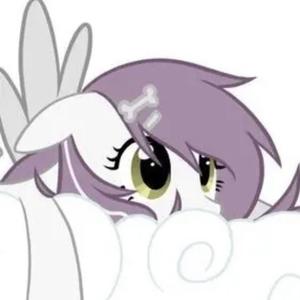 loud noise (Explicit)