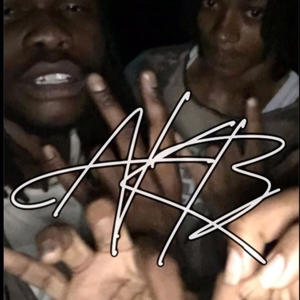 Mil in a hr (feat. R5 babyy & Facey) (Explicit)