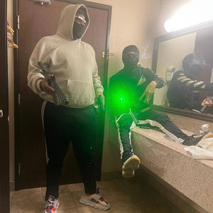 Watch Me Tweak (feat. Sgdolo) (Explicit)