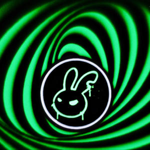 red+white=wonderland (feat. BIG LAX) (Explicit)