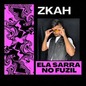 Ela sarra no fuzil