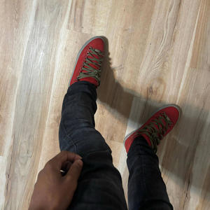 FRESH OFF A FLIGHT (Explicit)