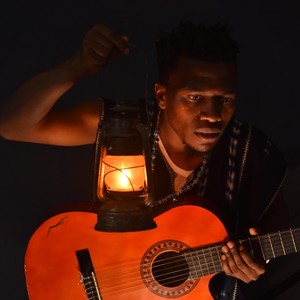 Ayi Two (feat. Benzolo)