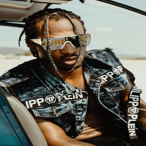 OTW (feat. Kyle Banks) [Remix] [Explicit]