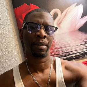 leanin side to side (Explicit)