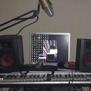 Uza nani mngani (feat. Nathisoul & Slow) (Radio Edit)
