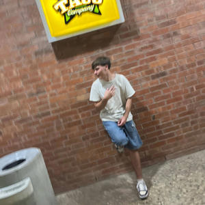 Throwaway (feat. Parnell)