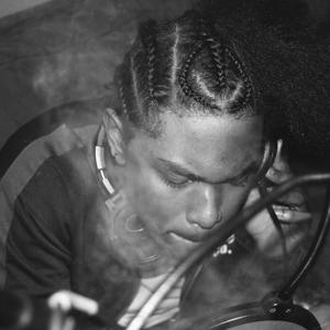 Who Knew(feat. The Adoni) (Explicit)