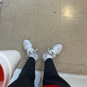 2 switches n ah yop (Explicit)