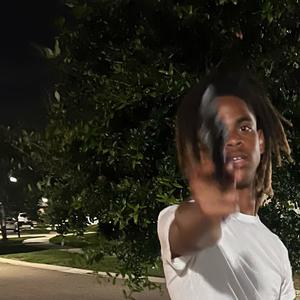 She wanna leave (Explicit)