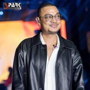 រឿងអតីត