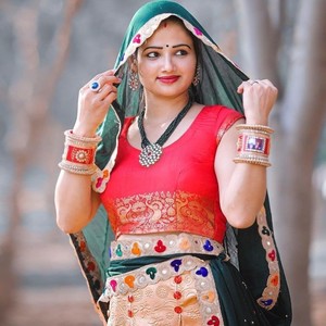 परण्या भागर टिकट कटा र इंजन दे रियो सीटी