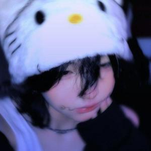 Entediado (feat. qrixtol) (Explicit)