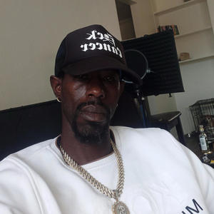 We not the same (feat. Mac Crooked) (Explicit)