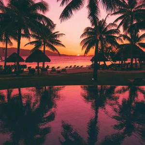 Gorgeous (feat. Prod. Aki)