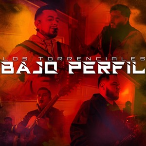 Bajo Perfil (En Vivo)