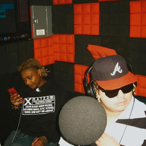 ONNA JET (feat. PROJECT4PLAY) (Explicit)